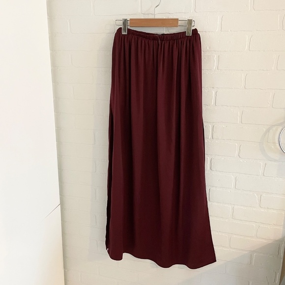 Zara Maxi skirt Long side slits Lined Flowy Fairy Iridescent Burgundy Sz S - Picture 10 of 10